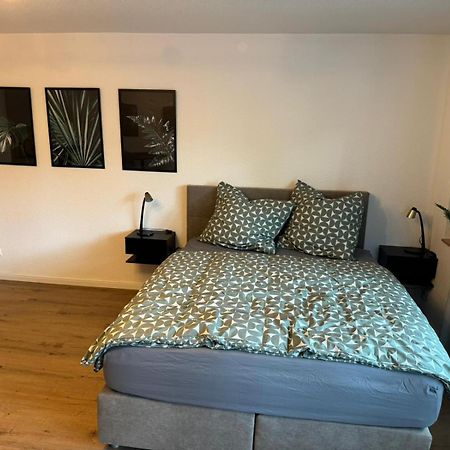 Studio Zimmer In Innenstadt Καρλσρούη Εξωτερικό φωτογραφία
